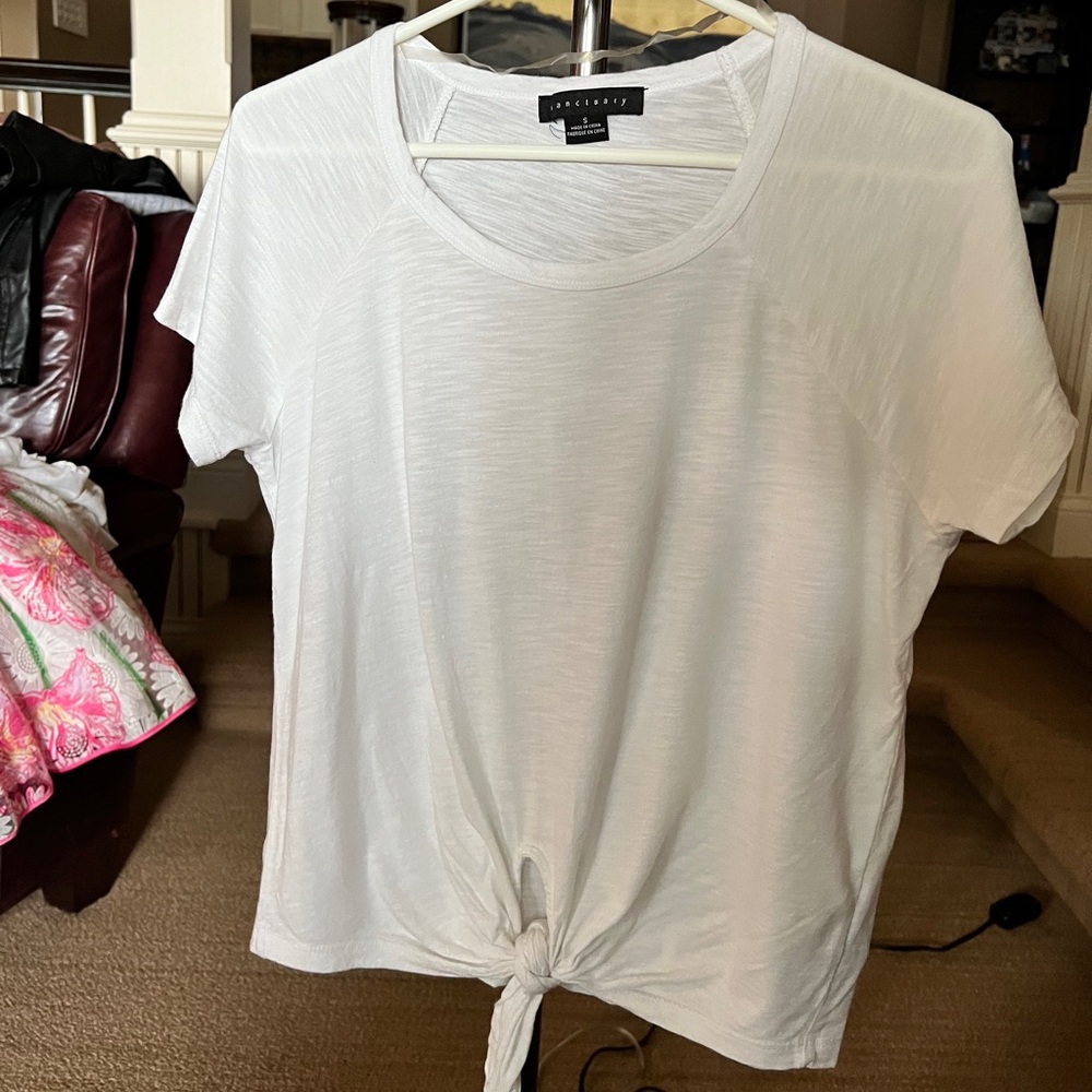 Knot front white t-shirt